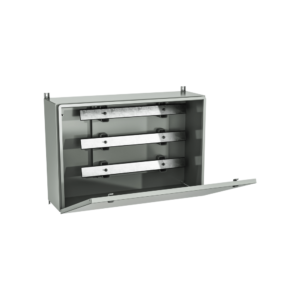 Type 4, 12 | Bus bar splitter trough with aluminium bus bars and cover secured by 1/4 turns